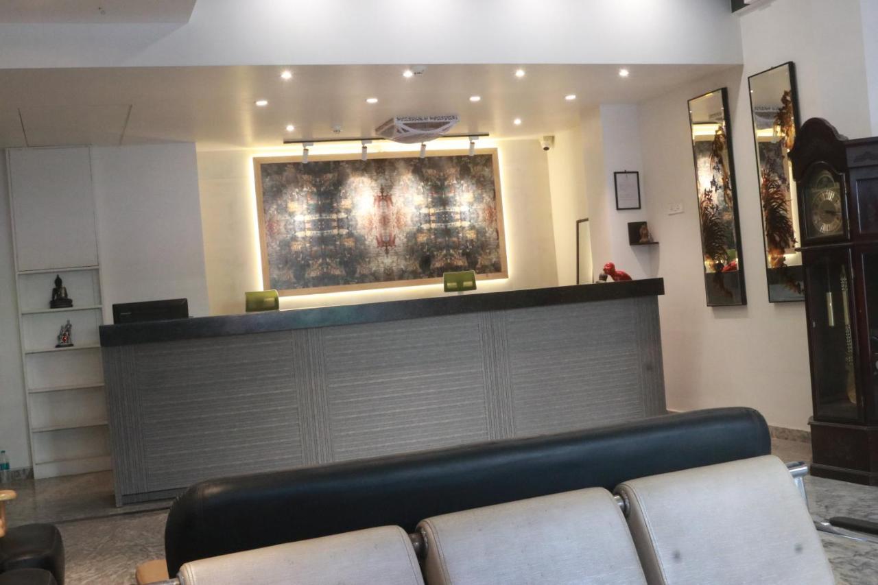 Hotel Starline Guwahati Exterior foto