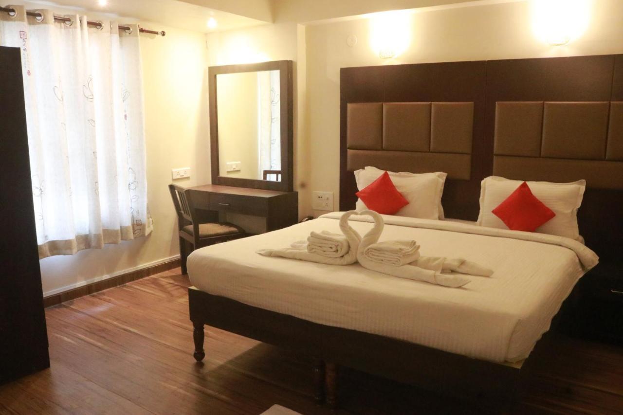 Hotel Starline Guwahati Exterior foto
